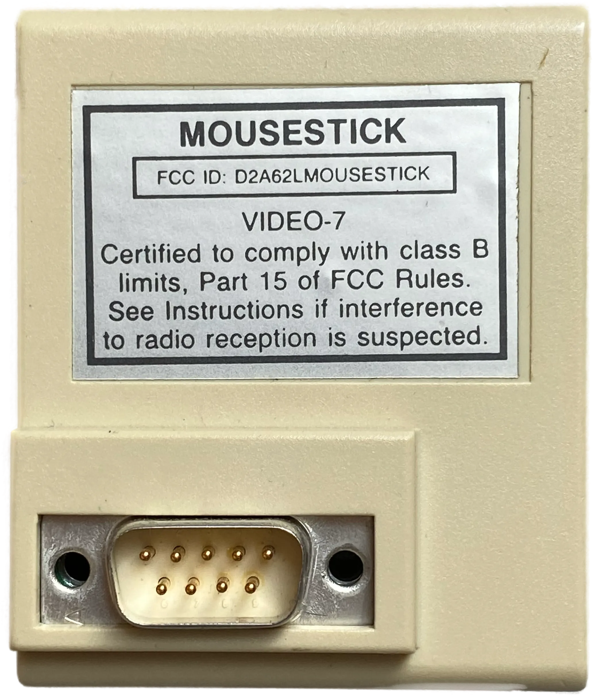 Rückseite des Video-7 MouseStick mit FCC-ID D2A62LMOUSESTICK und Macintosh-Anschluss